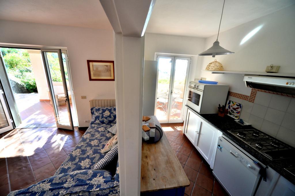 Villa Casa Rosa Di Cavoli Seccheto Exterior foto
